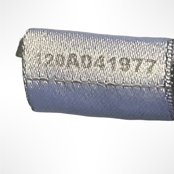 Rocawear Embellished Denim Capris y2k style darkwash size 9 - Picture 3 of 7